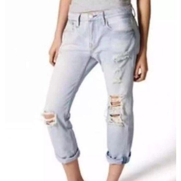 American Eagle Jeans Womens Size 4 Boy Crop Blue Light Wash Button Fly25" Inseam - Picture 3 of 16